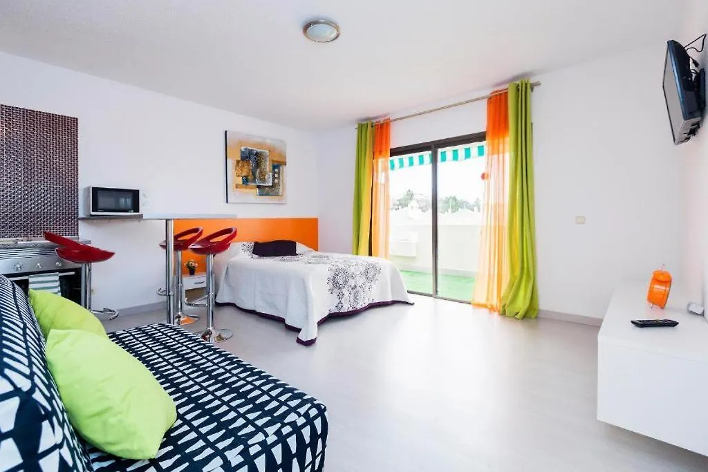 Costa Adeje-Mareverde Resort Complex F15 아파트